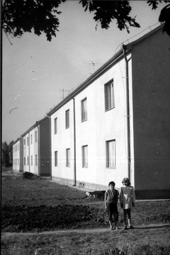 J&oacute;zsef Attila lak&oacute;telep negyedik sora