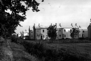 J&oacute;zsef Attila lak&oacute;telep