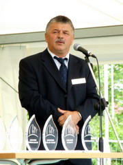 V�radi Zolt�n v�s�rigazgat�